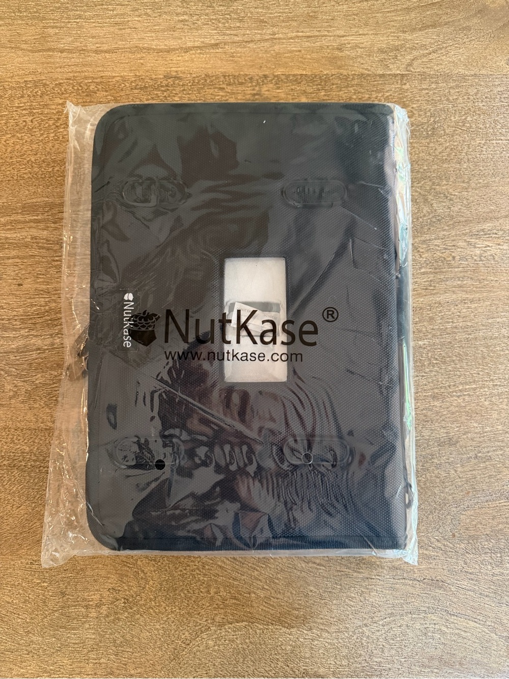 NutKase Ballistic Nylon Folio for 11" - Black - Protective Cover